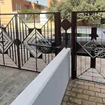 Villino Octagon Elmas