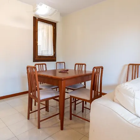 Apartment Villino Octagon